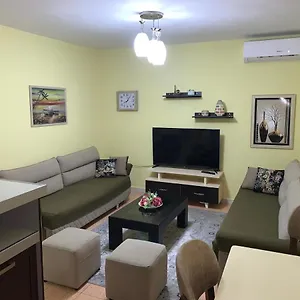 https://apartment-in-the-heart-of-tirana.hotels-in-tirana.com